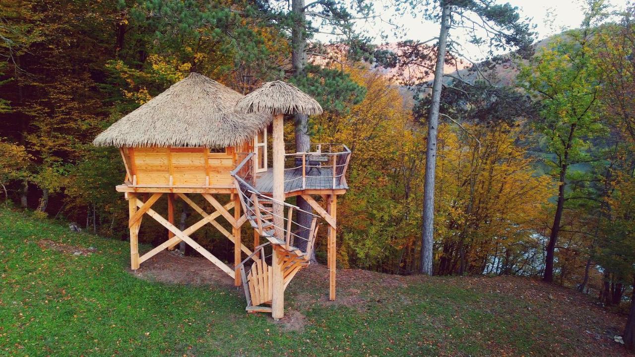Hotel Pine Point Trenczyńskie Cieplice Zewnętrze zdjęcie